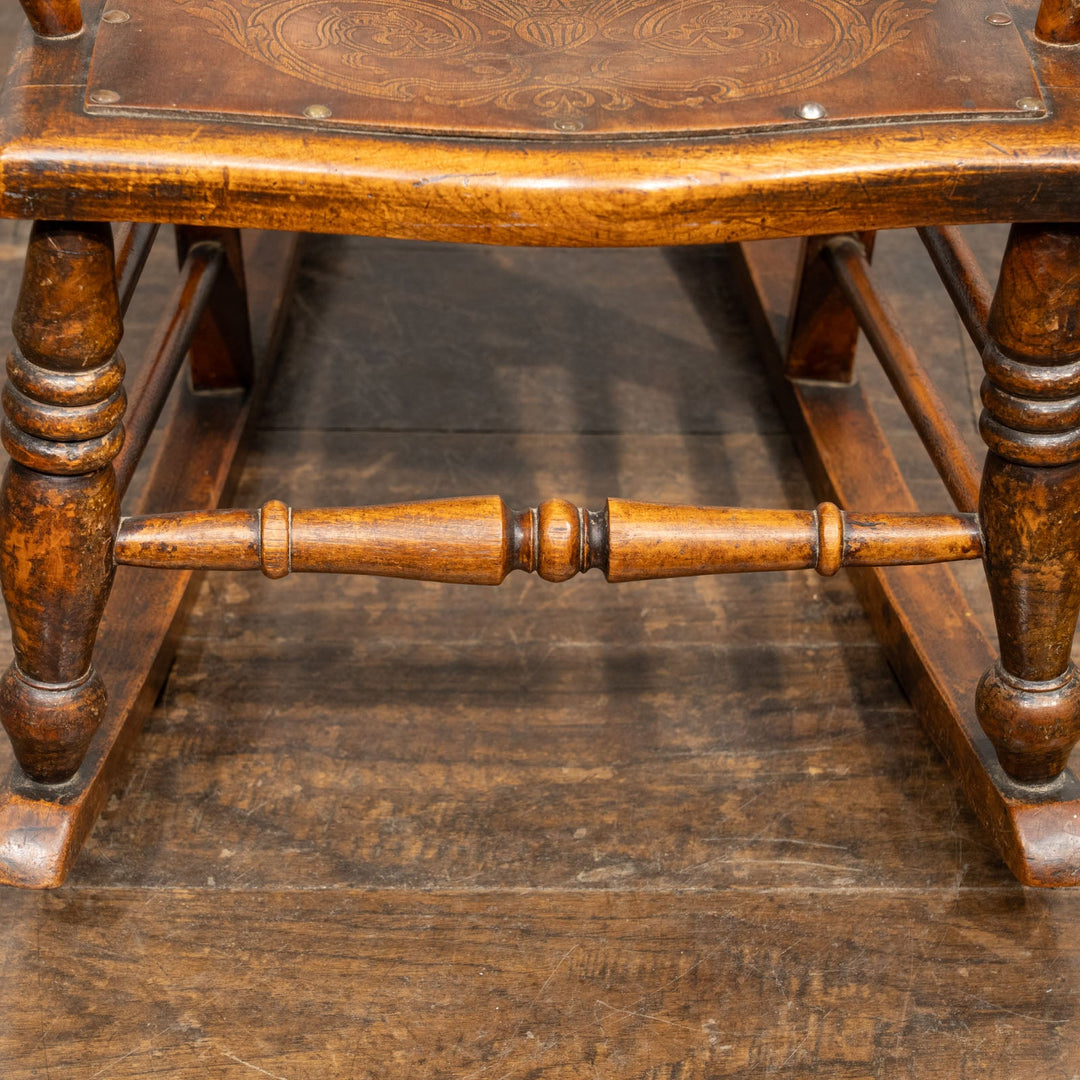 ベントウッド パネルバック ロッキングチェア /25L