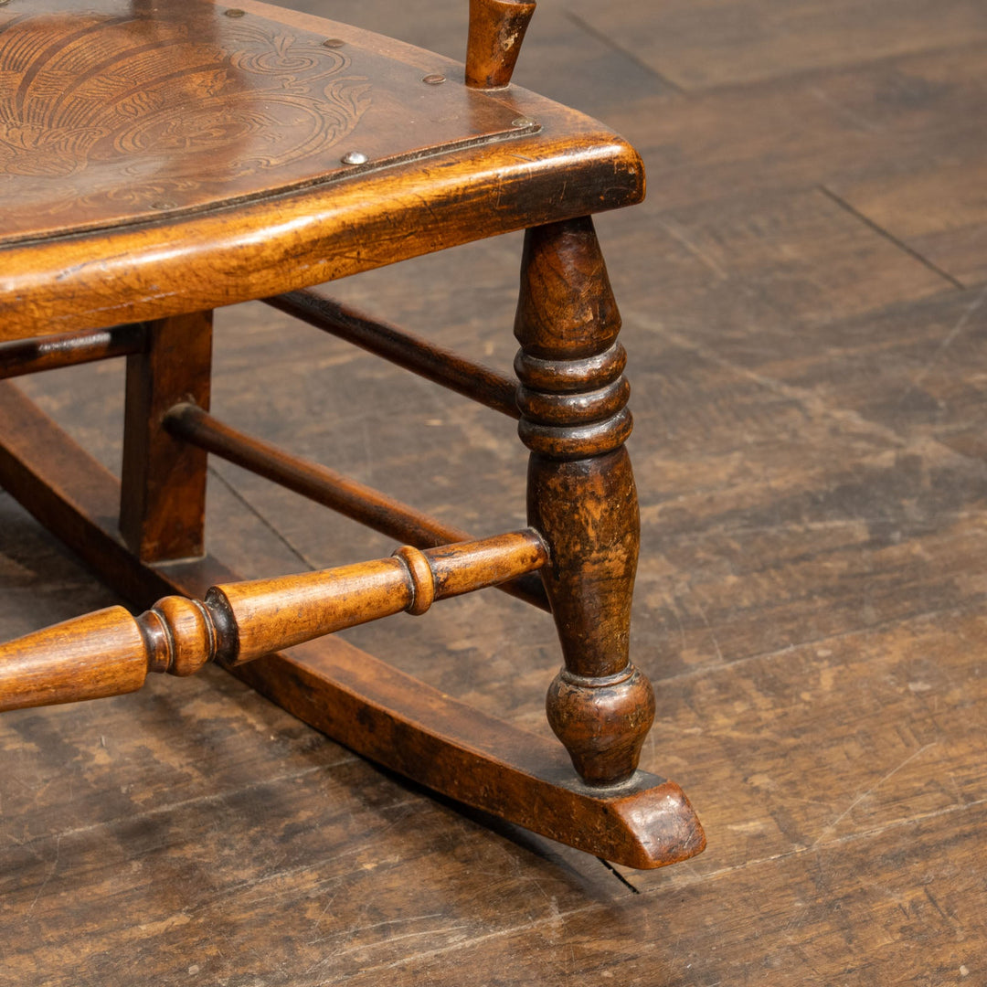 ベントウッド パネルバック ロッキングチェア /25L