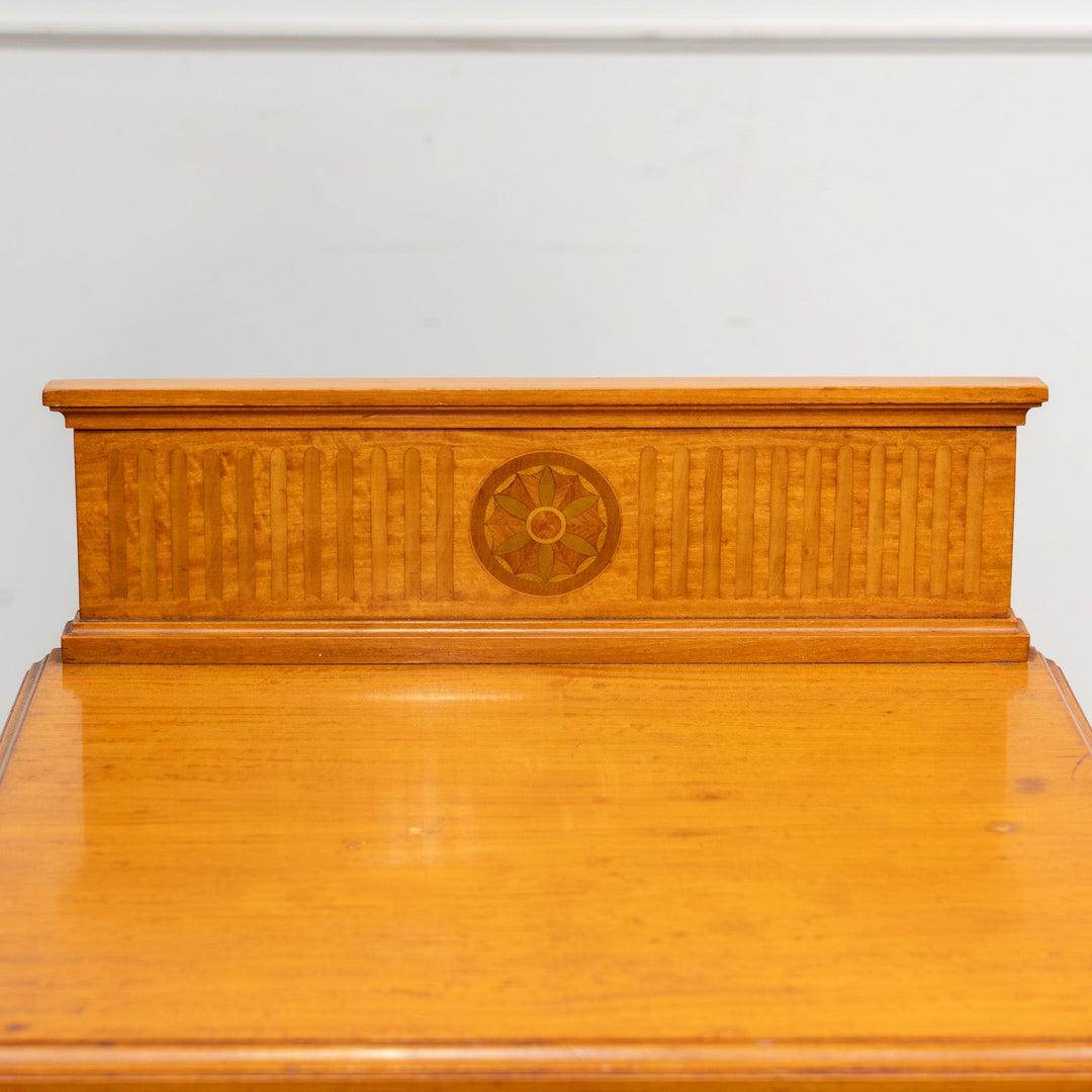 【JANNAWAYS ジャナウェイズ】インレイ ベッドサイドカップボード /25L