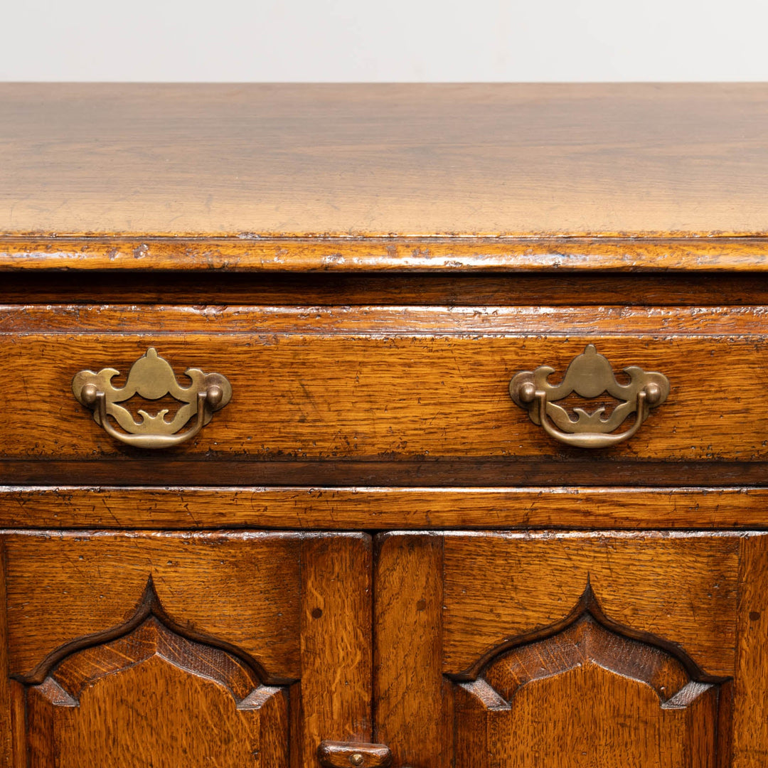 【Titchmarsh＆Goodwin ティッチマーシュ&グッドウィン】オーク サイドボード /25L