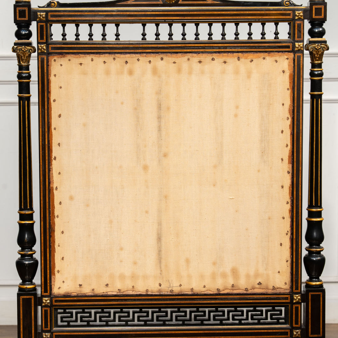 布で作られた花々が色彩豊か ナポレオン3世様式 ファイヤースクリーン /25L