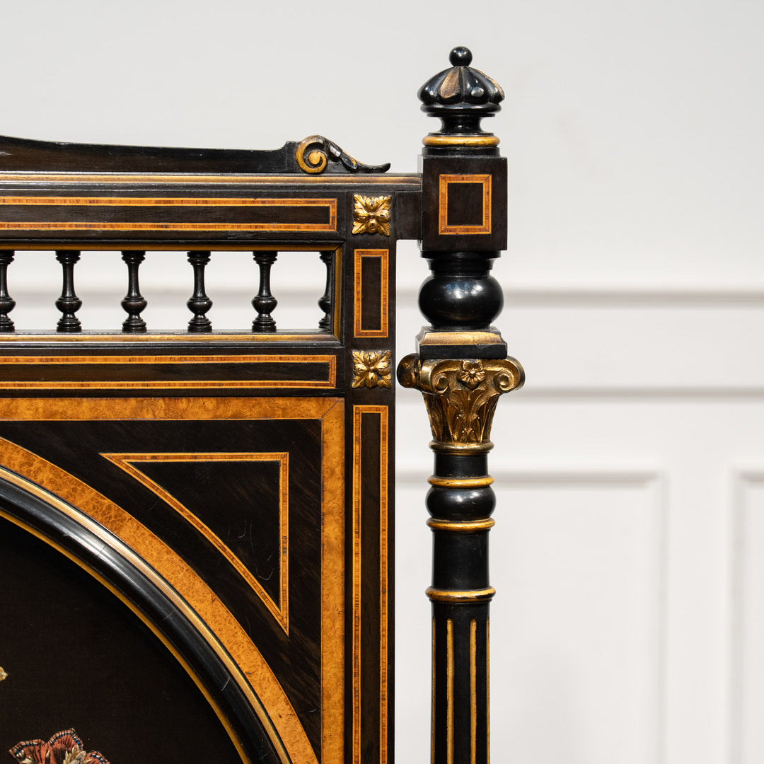 布で作られた花々が色彩豊か ナポレオン3世様式 ファイヤースクリーン /25L