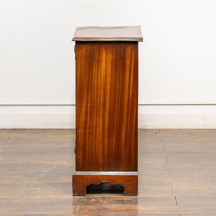 ウォールナット ブラッシングスライド カップボード /25L