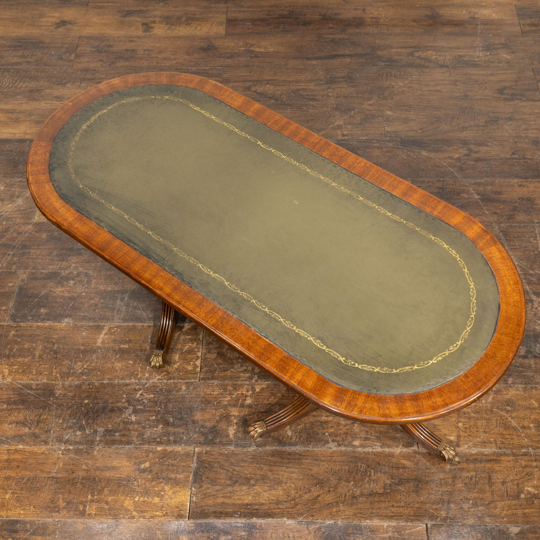 キャスター付き トライポッド オーバル コーヒーテーブル /25L