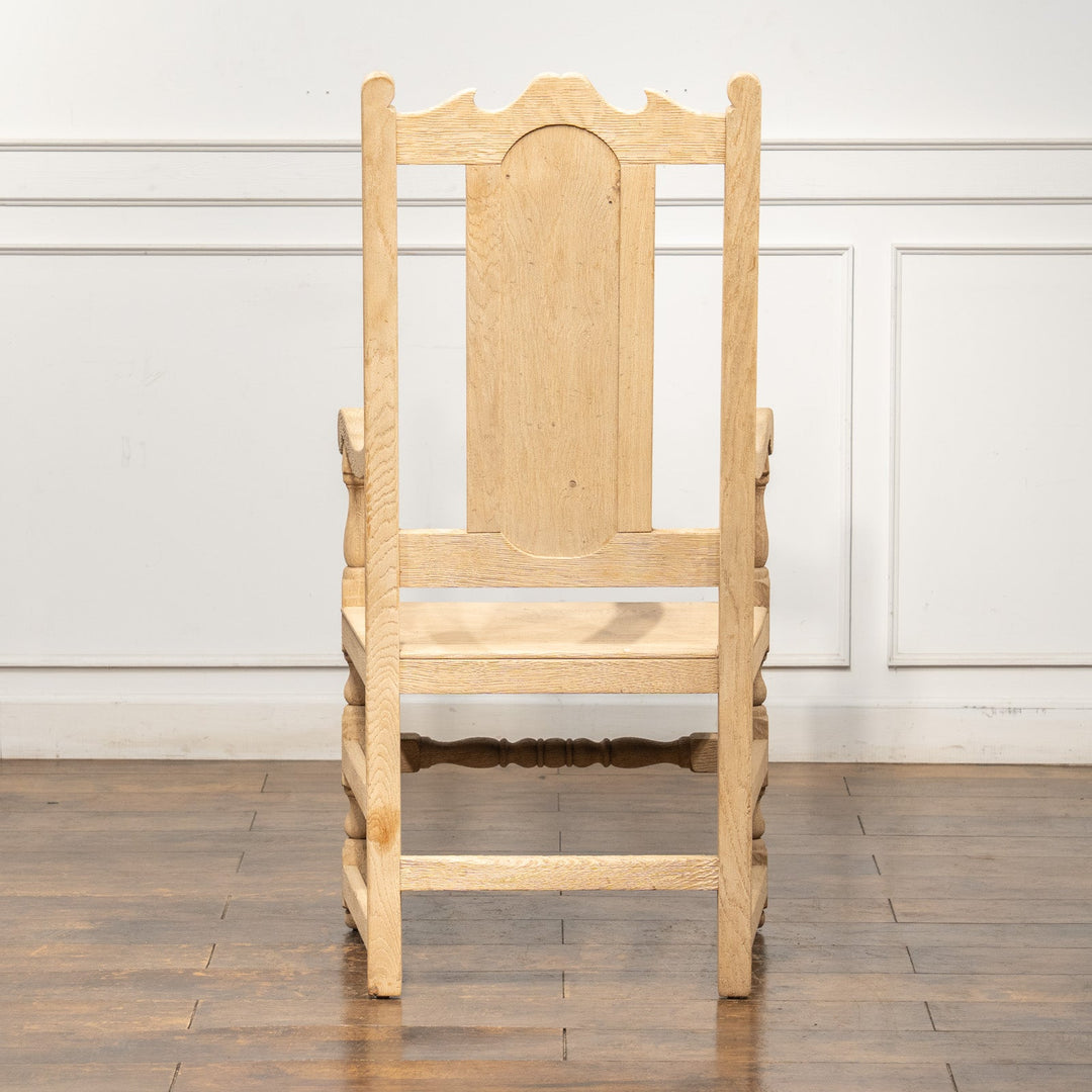 無塗装のナチュラルな木材の質感が魅力的 ハイバック ダイニングアームチェア /25L-1