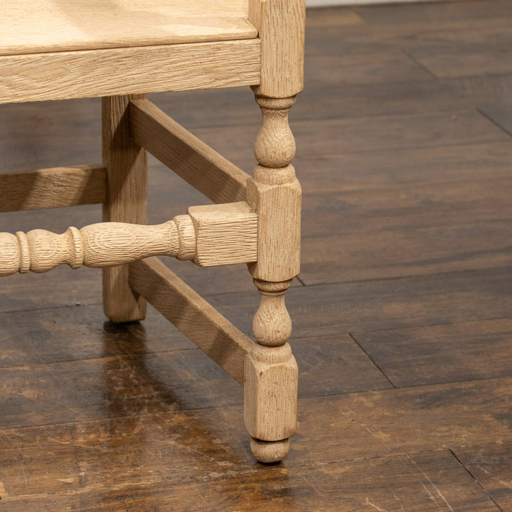 無塗装のナチュラルな木材の質感が魅力的 ハイバック ダイニングアームチェア /25L-2