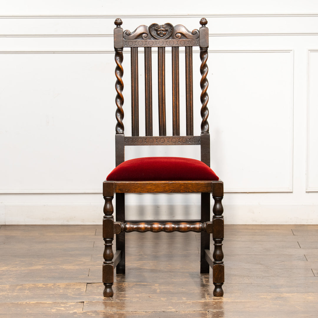 笠木に刻まれた幸運のシンボルの天使のレリーフが愛らしい オークダイニングチェア /25L-2