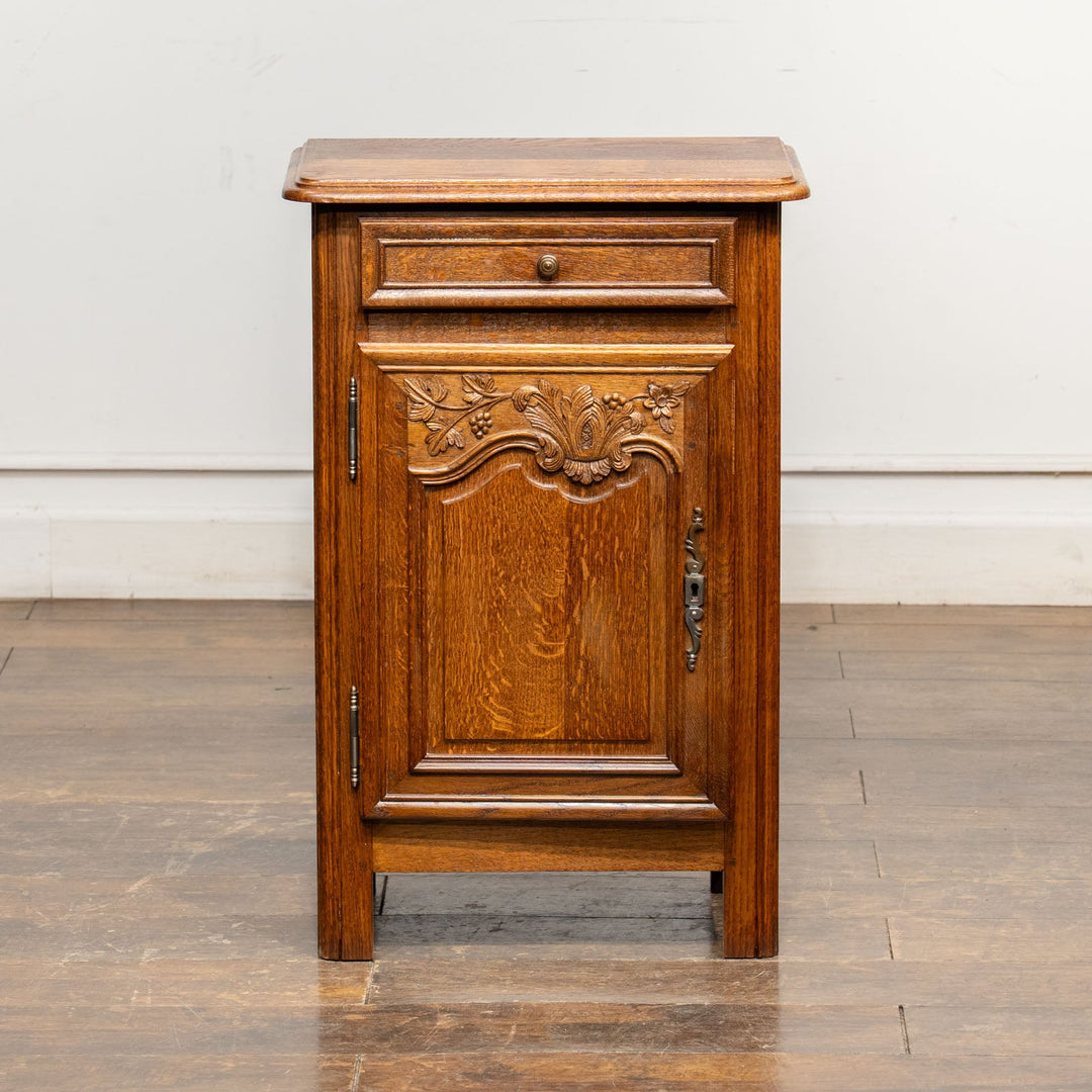 オーク ベッドサイドカップボード /25L-1