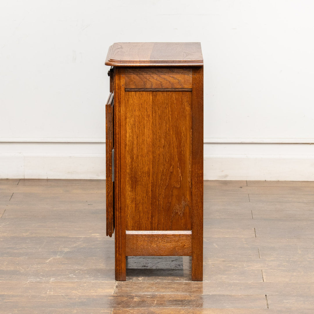 オーク ベッドサイドカップボード /25L-1