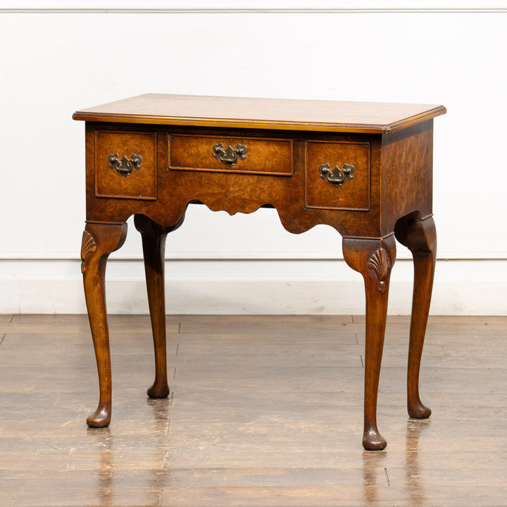 ウォールナット カブリオールレッグ スモールデスク /25L