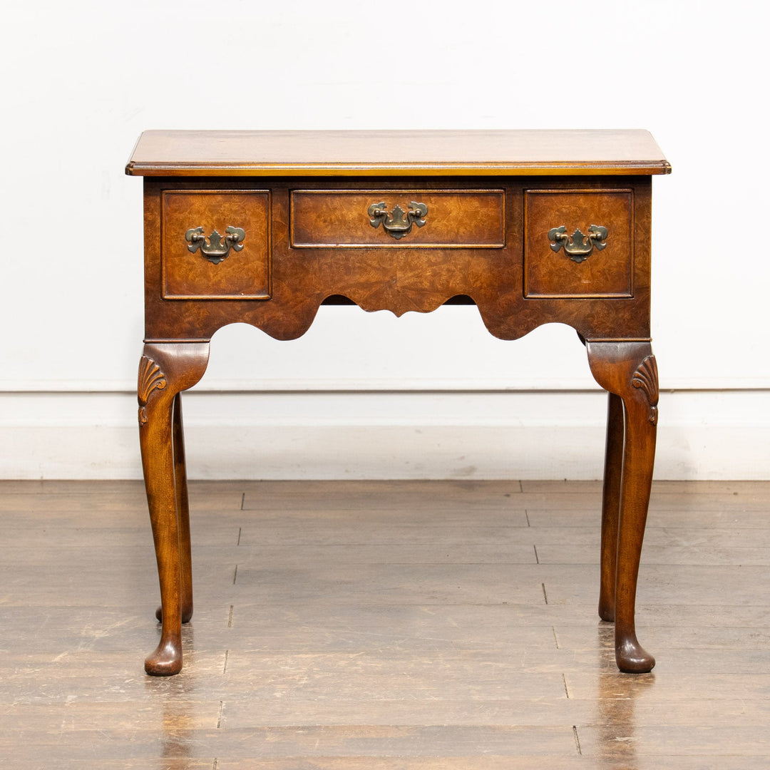 ウォールナット カブリオールレッグ スモールデスク /25L