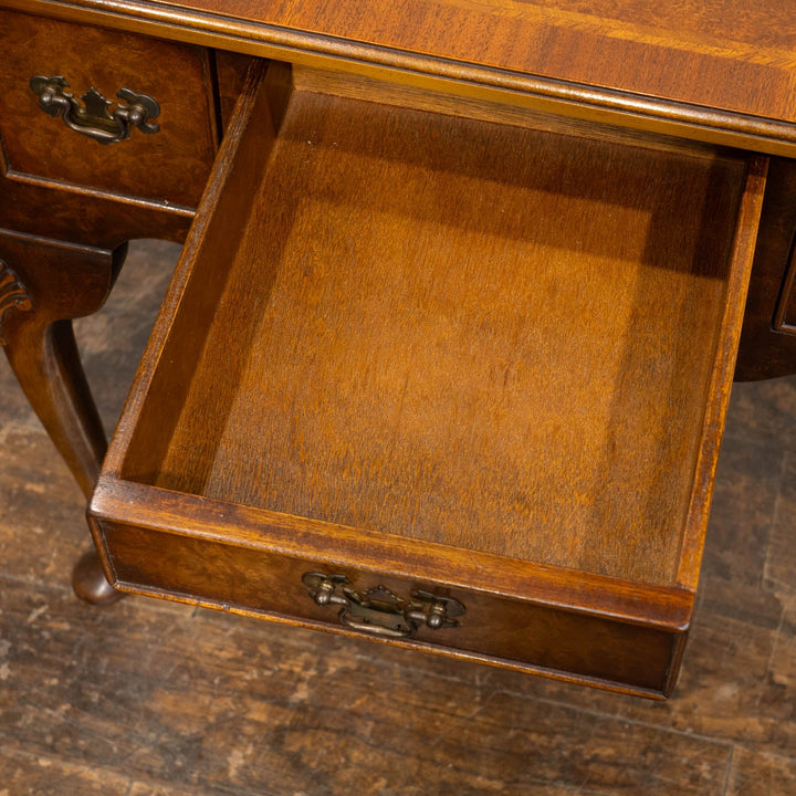 ウォールナット カブリオールレッグ スモールデスク /25L