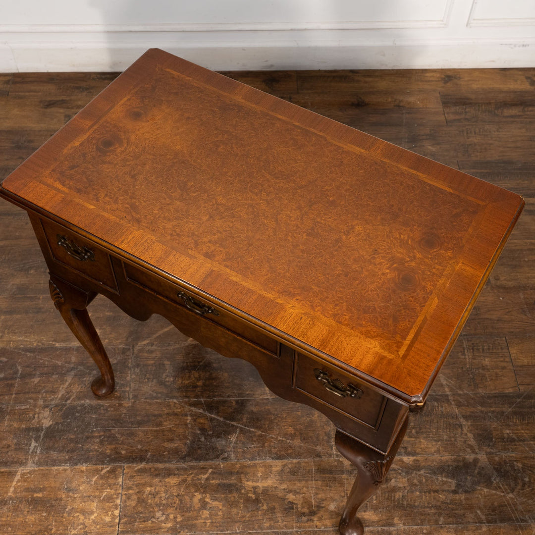 ウォールナット カブリオールレッグ スモールデスク /25L