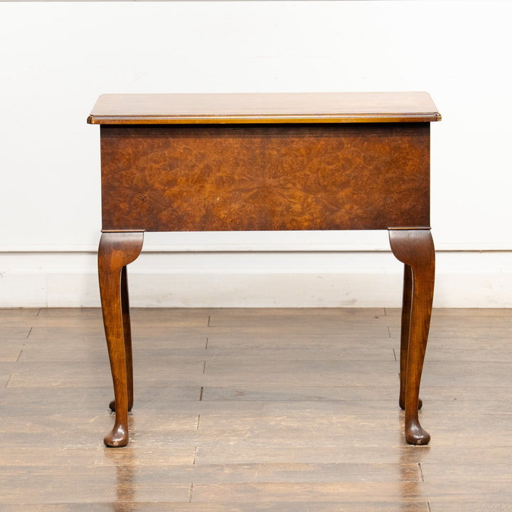 ウォールナット カブリオールレッグ スモールデスク /25L