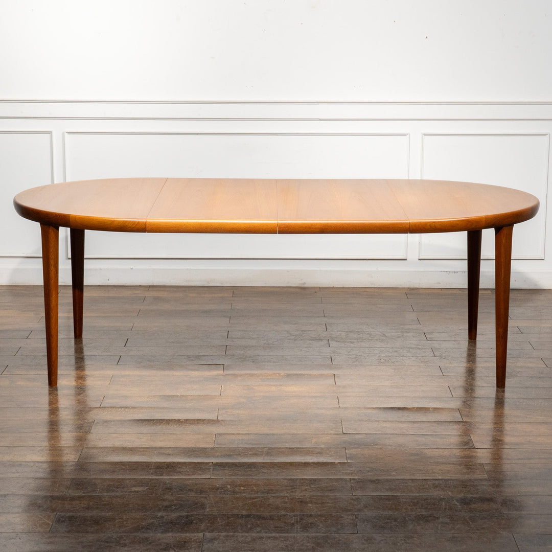 3パターンで天板が変化する ラウンド エクステンションダイニングテーブル /26A