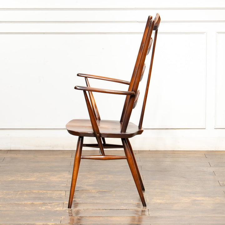 英国【ERCOL アーコール】背中をしっかり支えてくれる ラダーバックアームチェア No.496A オールドコロニアル /26A-1