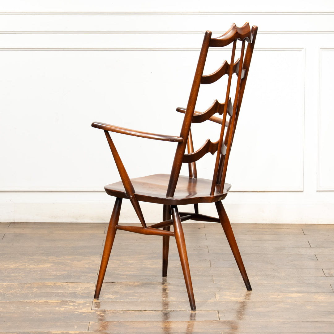 英国【ERCOL アーコール】背中をしっかり支えてくれる ラダーバックアームチェア No.496A オールドコロニアル /26A-1