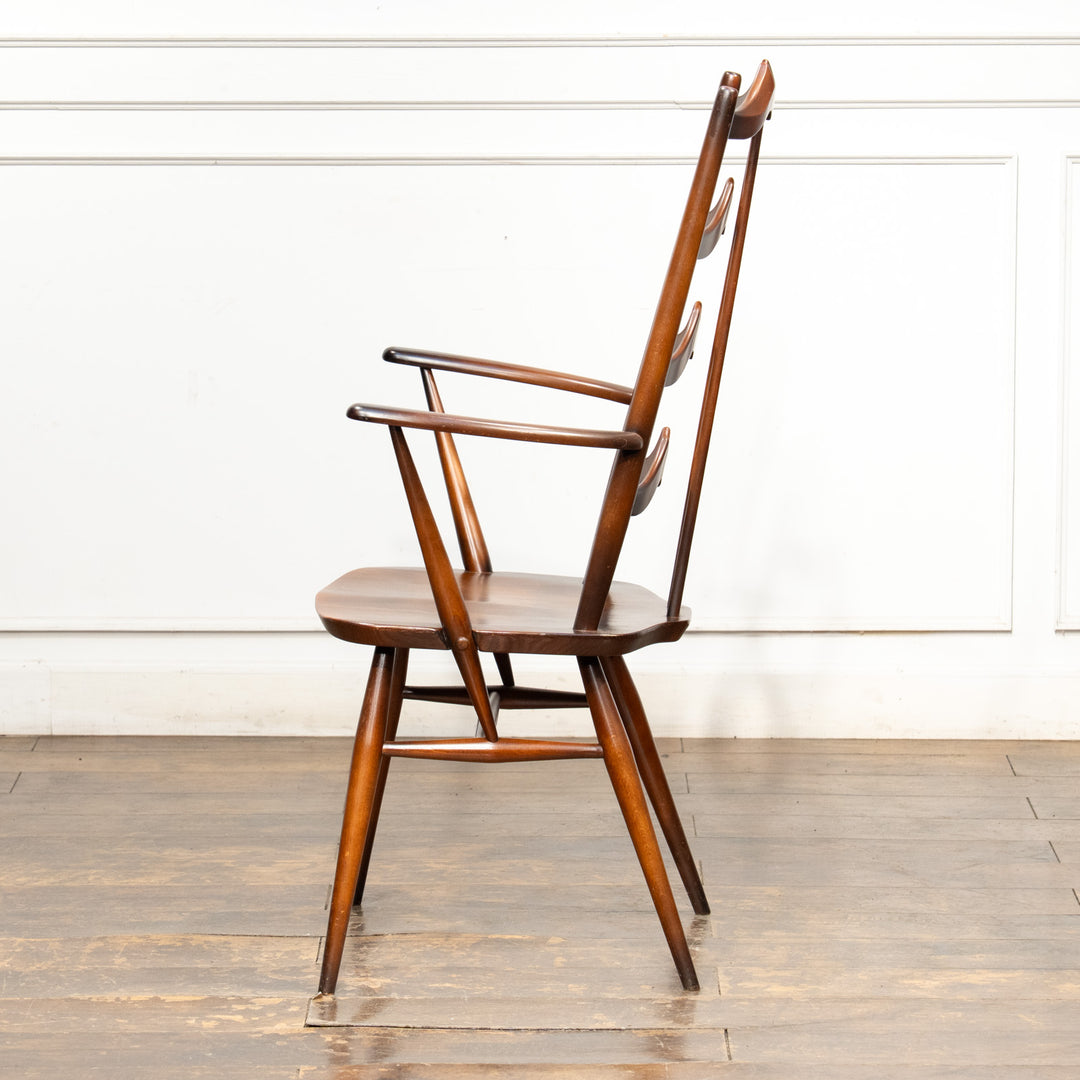 英国【ERCOL アーコール】背中をしっかり支えてくれる ラダーバックアームチェア No.496A オールドコロニアル /26A-2