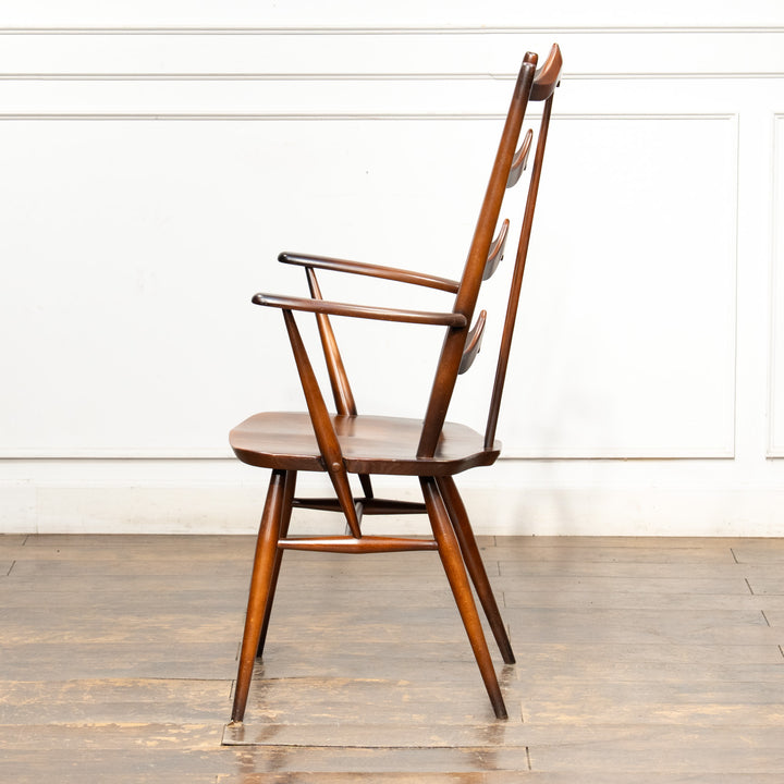 英国【ERCOL アーコール】背中をしっかり支えてくれる ラダーバックアームチェア No.496A オールドコロニアル /26A-2