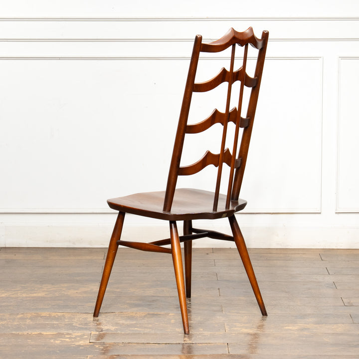 英国【ERCOL アーコール】背中をしっかり支えてくれる ラダーバックチェア No.496 オールドコロニアル /26A-1