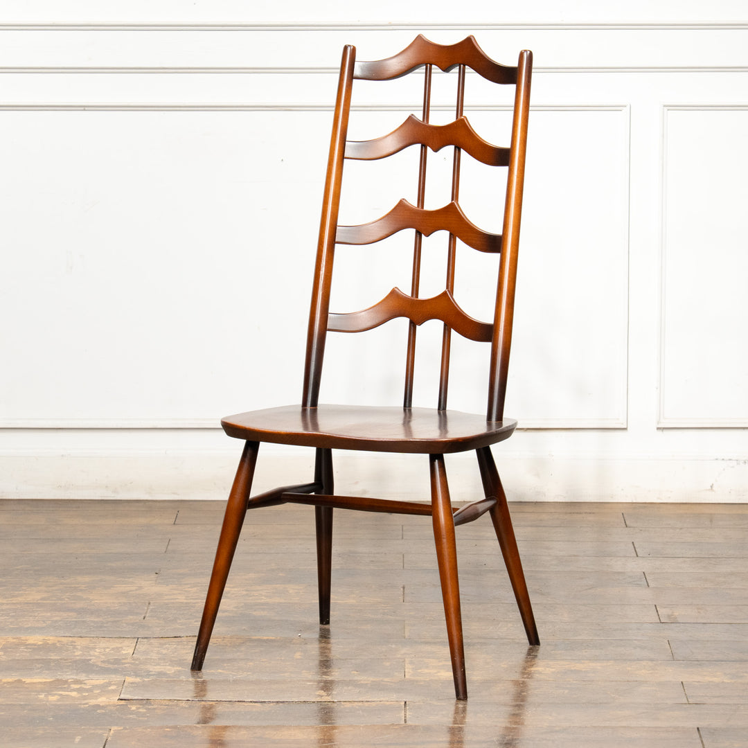 英国【ERCOL アーコール】背中をしっかり支えてくれる ラダーバックチェア No.496 オールドコロニアル /26A-3
