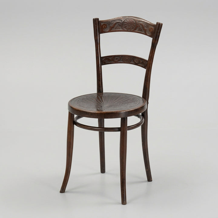 J&J Bentwood Chair072-7