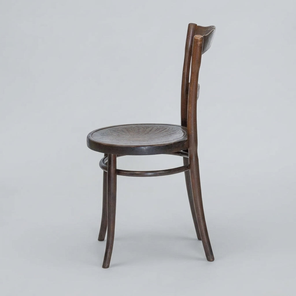 J&J Bentwood Chair073-10