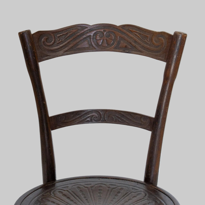 J&J Bentwood Chair073-10