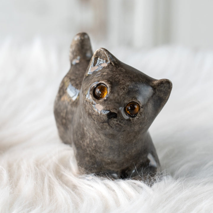 【Winstanley Cat ウィンスタンレイ キャット】ちらりと見上げるイタズラっぽい表情にときめく グレー 灰猫 /25L