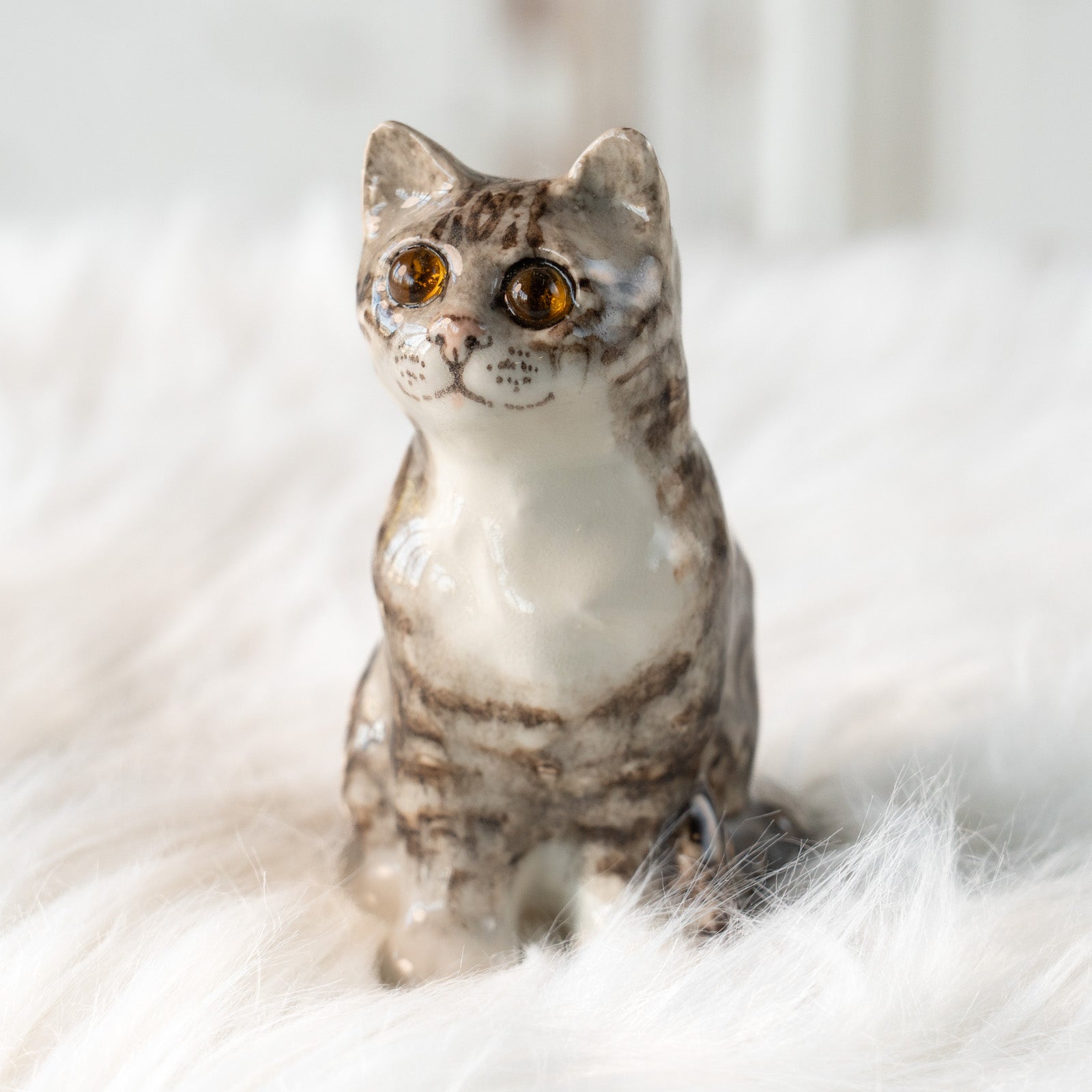Winstanley Cat ウィンスタンレイ キャット】胸元のモフっとした毛並み