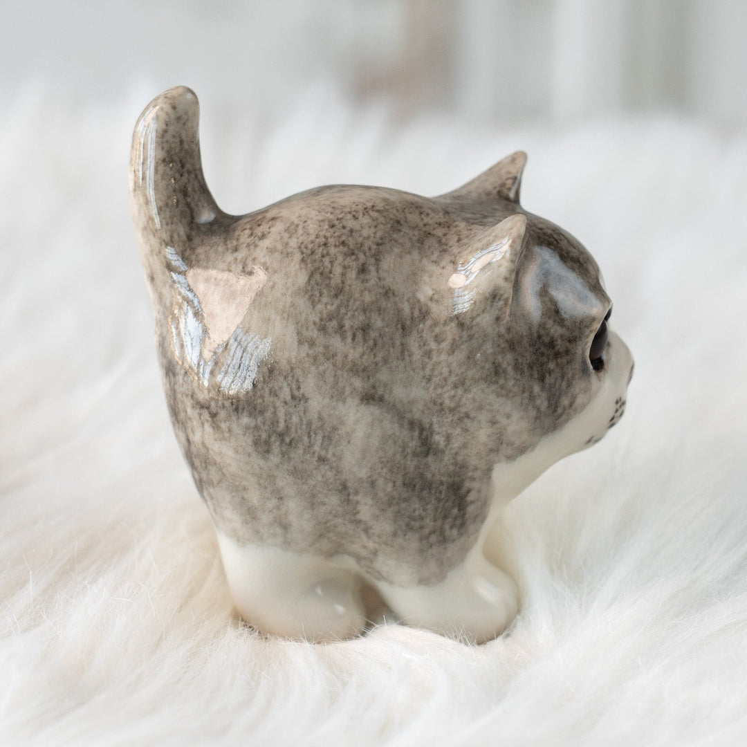 【Winstanley Cat ウィンスタンレイ キャット】コロコロとしたまん丸フォルムが魅力的 グレー 灰猫 /25L