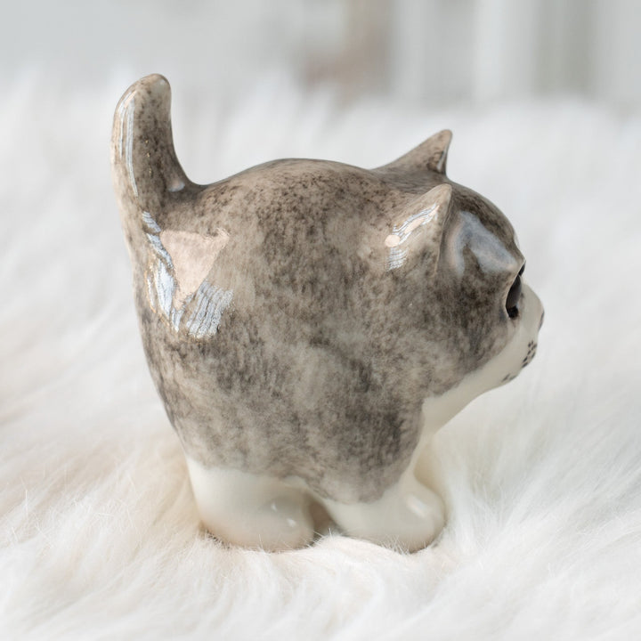 【Winstanley Cat ウィンスタンレイ キャット】コロコロとしたまん丸フォルムが魅力的 グレー 灰猫 /25L