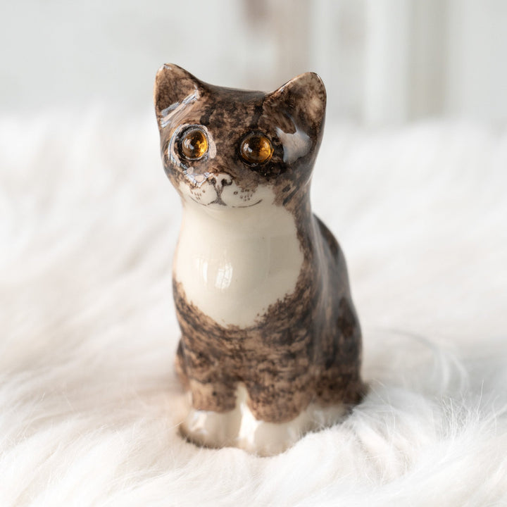 【Winstanley Cat ウィンスタンレイ キャット】まん丸お目目が特徴的 ブラウンタビー キジトラ猫 /25L