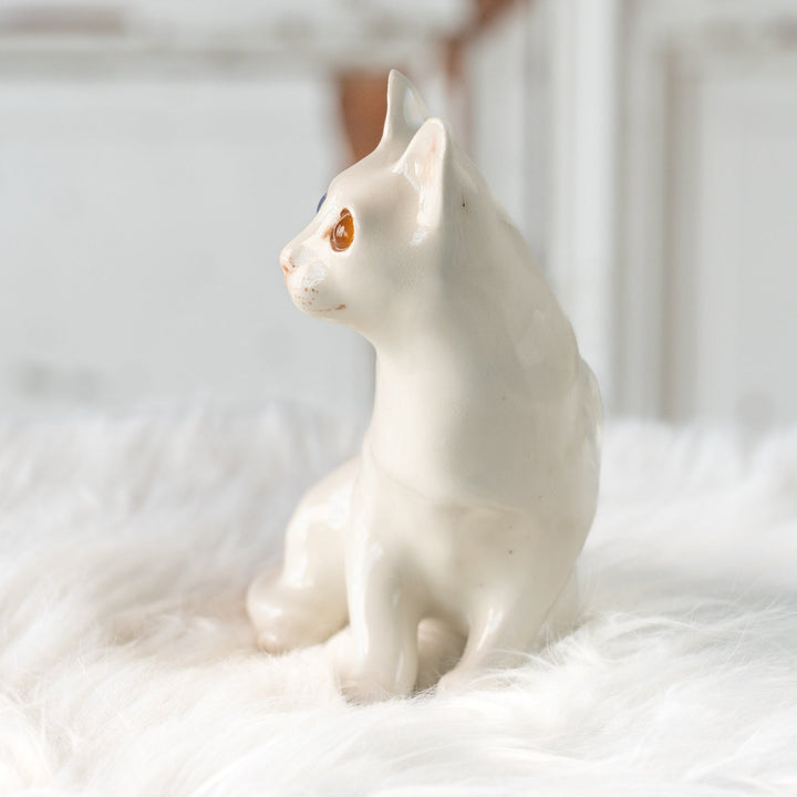【Winstanley Cat ウィンスタンレイ キャット】すらりとしたフォルムが優雅 オッドアイ スノーウィ 白猫 /25L
