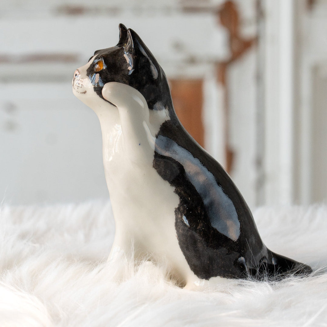 【Winstanley Cat ウィンスタンレイ キャット】招き猫を思わせるフォルムが印象的 タキシード 白黒猫 /25L