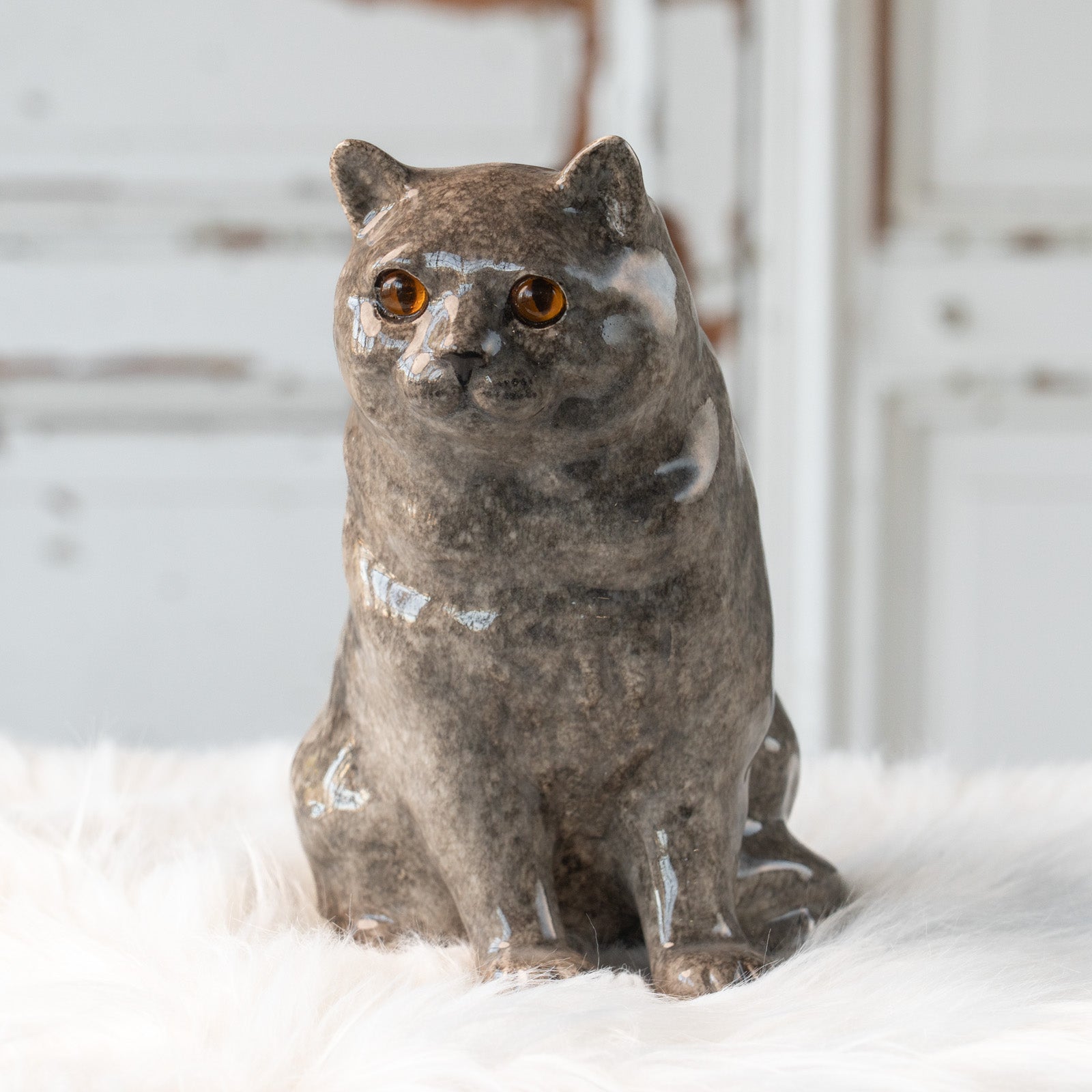 Winstanley Cat ウィンスタンレイ キャット】ずんぐりしたフォルムが