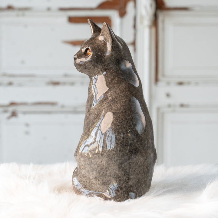 【Winstanley Cat ウィンスタンレイ キャット】おすまし顔でこちらを見つめる グレー 灰猫 /25L