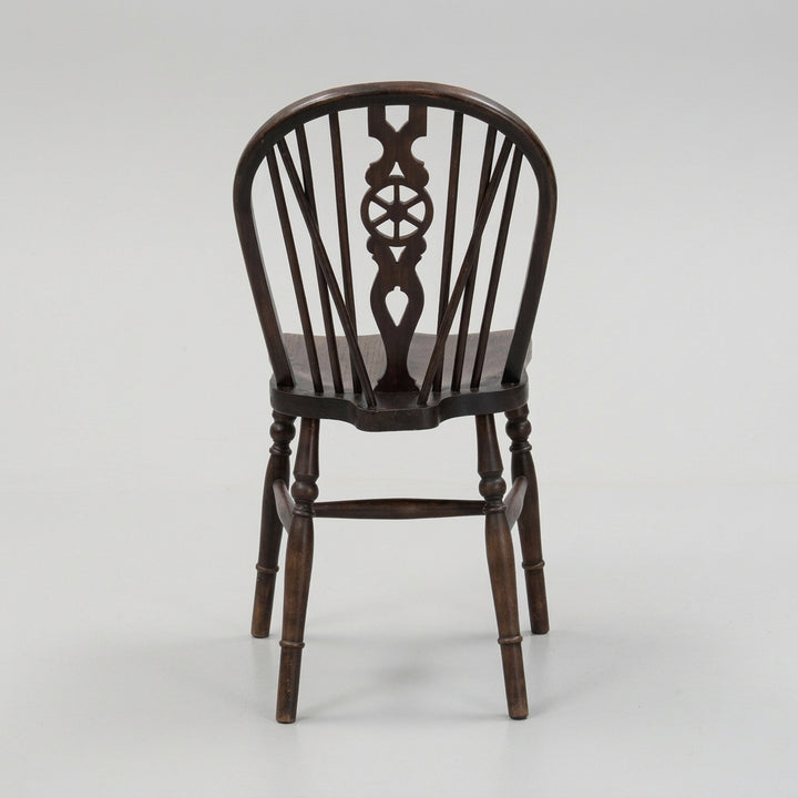 Wheel back chair