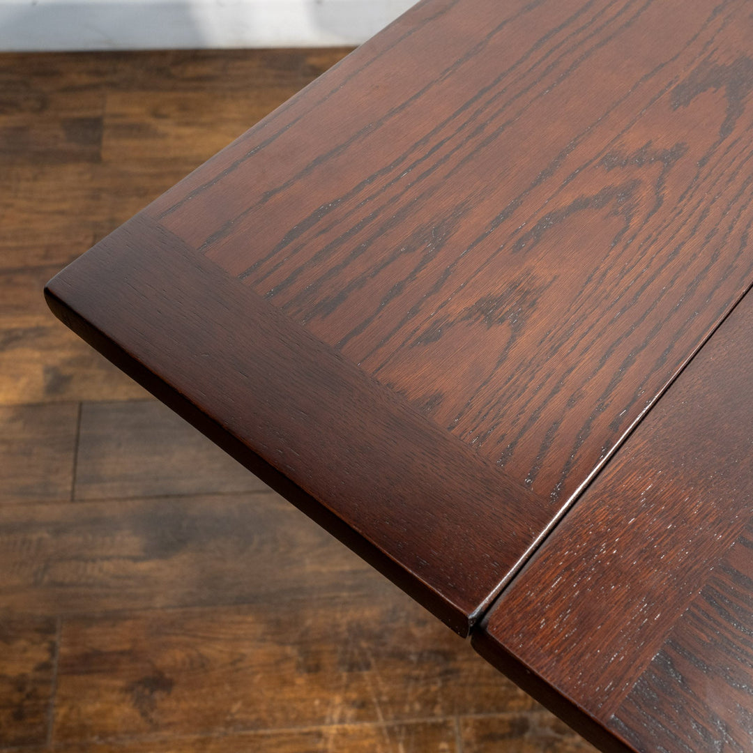 幕板のルネット装飾や美しいバルボスレッグが魅力 オーク ドローリーフ 伸長式ダイニングテーブル /26A