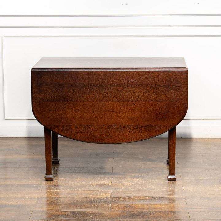 艶やかなオーバル天板や丸みのある脚が優雅 ドロップリーフ ダイニングテーブル /26A