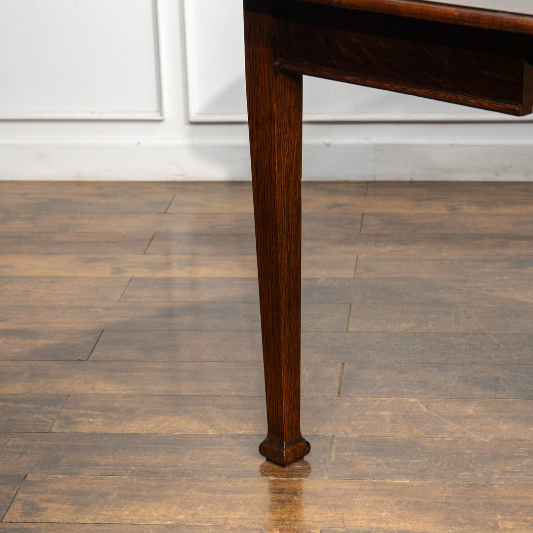 艶やかなオーバル天板や丸みのある脚が優雅 ドロップリーフ ダイニングテーブル /26A