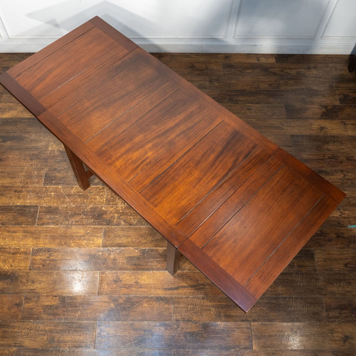 かっちりとした直線的なフォルムが特徴 オーク ドローリーフテーブル /26A