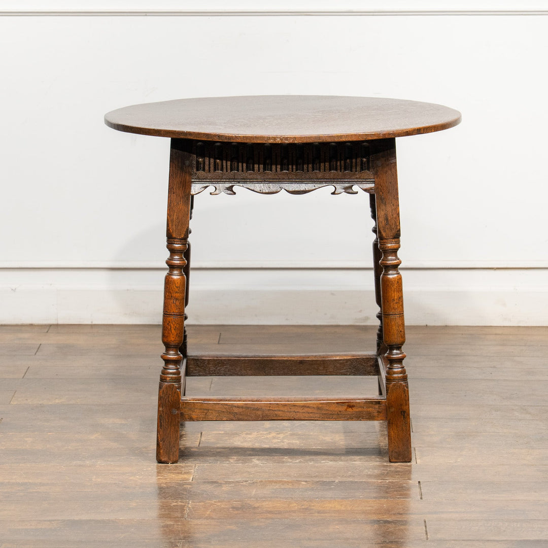 幕板のな彫刻や挽き物装飾がエレガント オーク ラウンド パブテーブル /26A