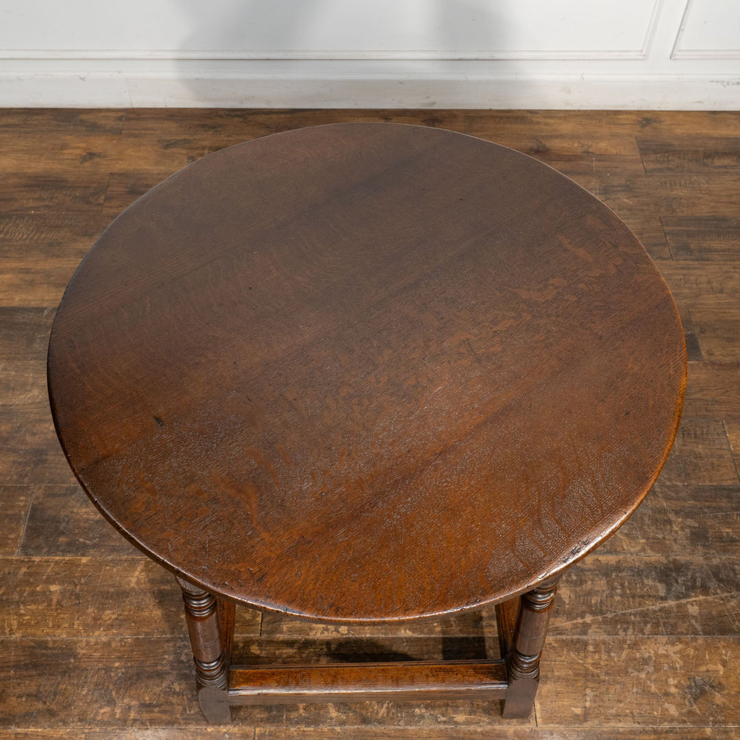 幕板のな彫刻や挽き物装飾がエレガント オーク ラウンド パブテーブル /26A