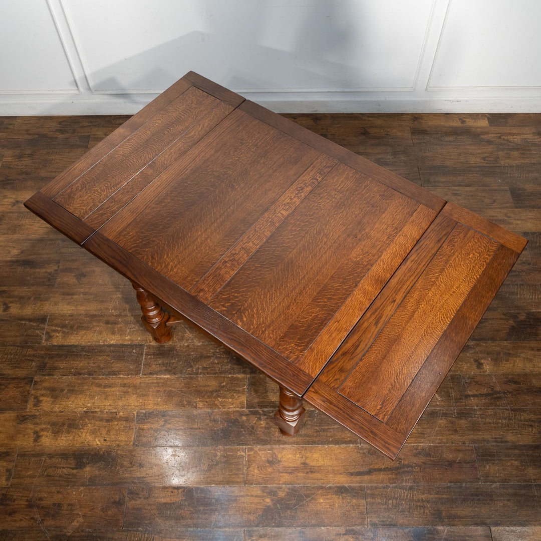 力強い挽き物装飾が重厚さを感じる ドローリーフ 伸長式ダイニングテーブル /26A