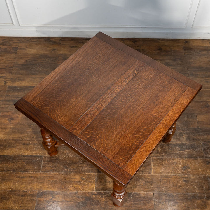 力強い挽き物装飾が重厚さを感じる ドローリーフ 伸長式ダイニングテーブル /26A