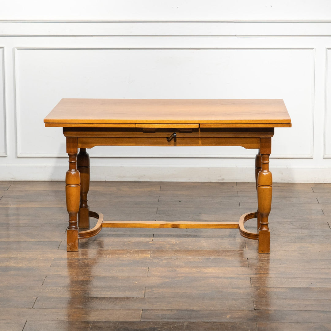 天板の幅と高さも変えられる  ドローリーフ エレベーターテーブル /26A