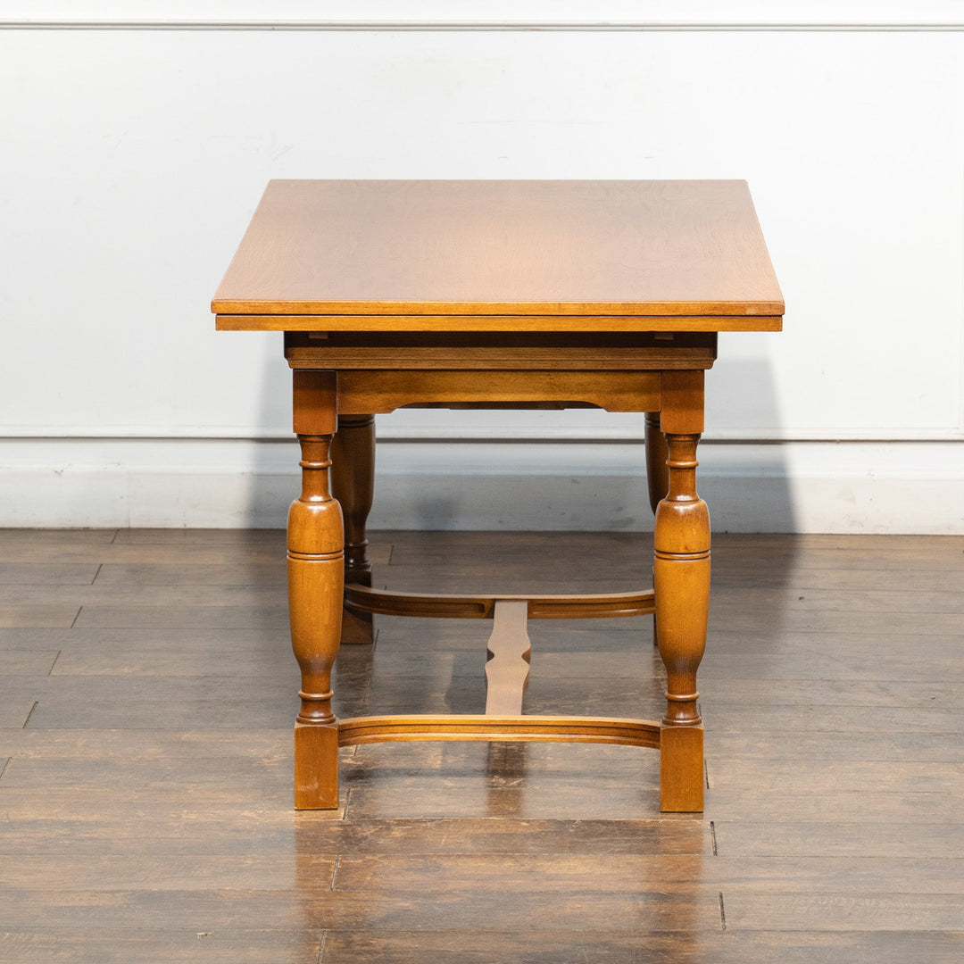 天板の幅と高さも変えられる  ドローリーフ エレベーターテーブル /26A