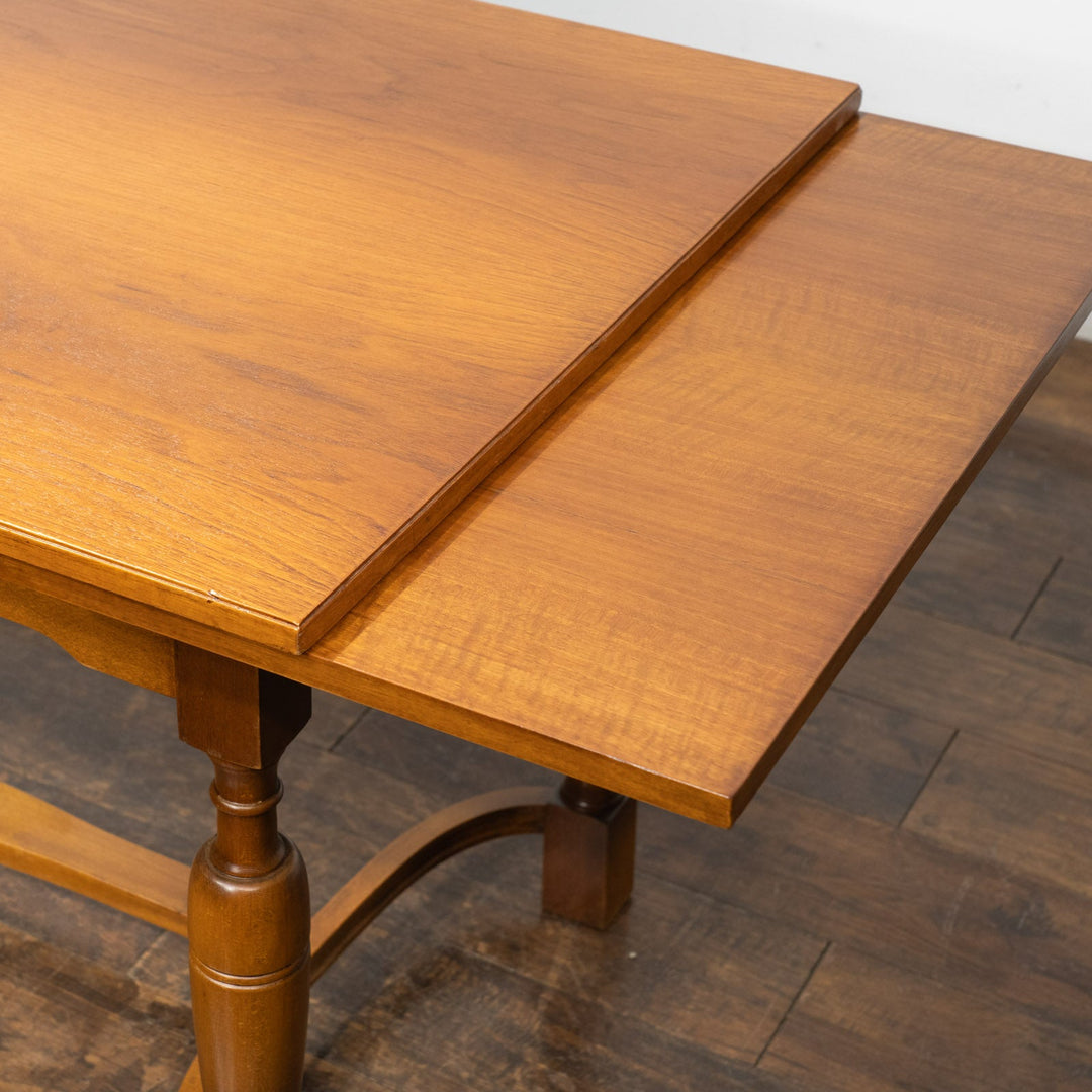 天板の幅と高さも変えられる  ドローリーフ エレベーターテーブル /26A