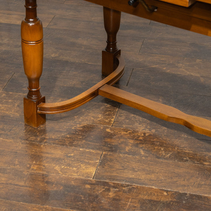 天板の幅と高さも変えられる  ドローリーフ エレベーターテーブル /26A